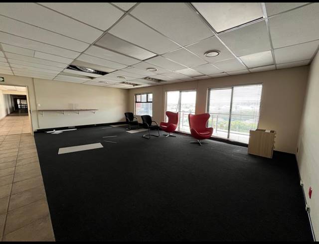 7,487M² WAREHOUSE FOR SALE IN STRIJDOMPARK